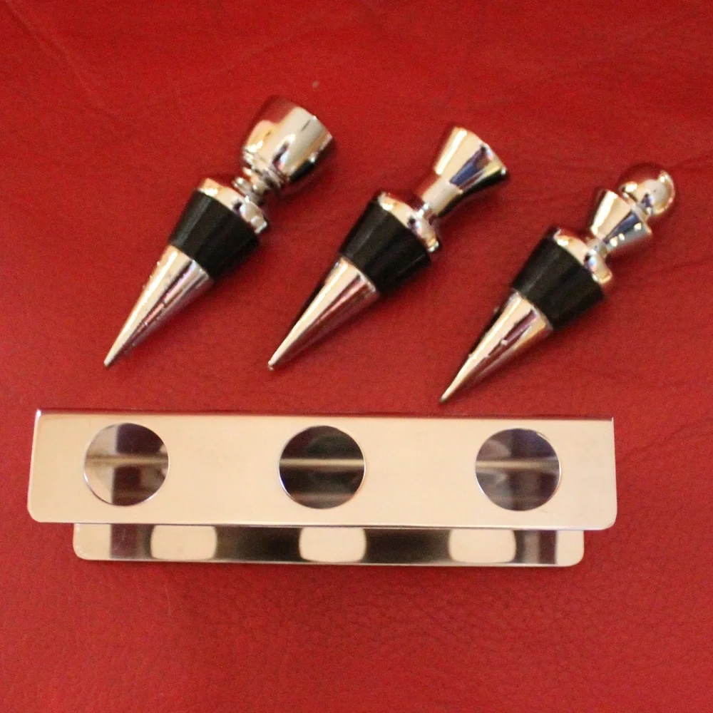 Stainless steel bottle stopper set